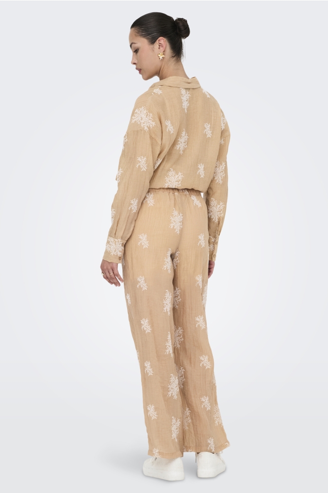 JDYTHEO HW WIDE EMBROIDERY PANT WVN 15352649 LATTE/FLOWER EMB